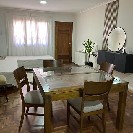Departamentos De Buen Nivel Daire Mendoza Dış mekan fotoğraf