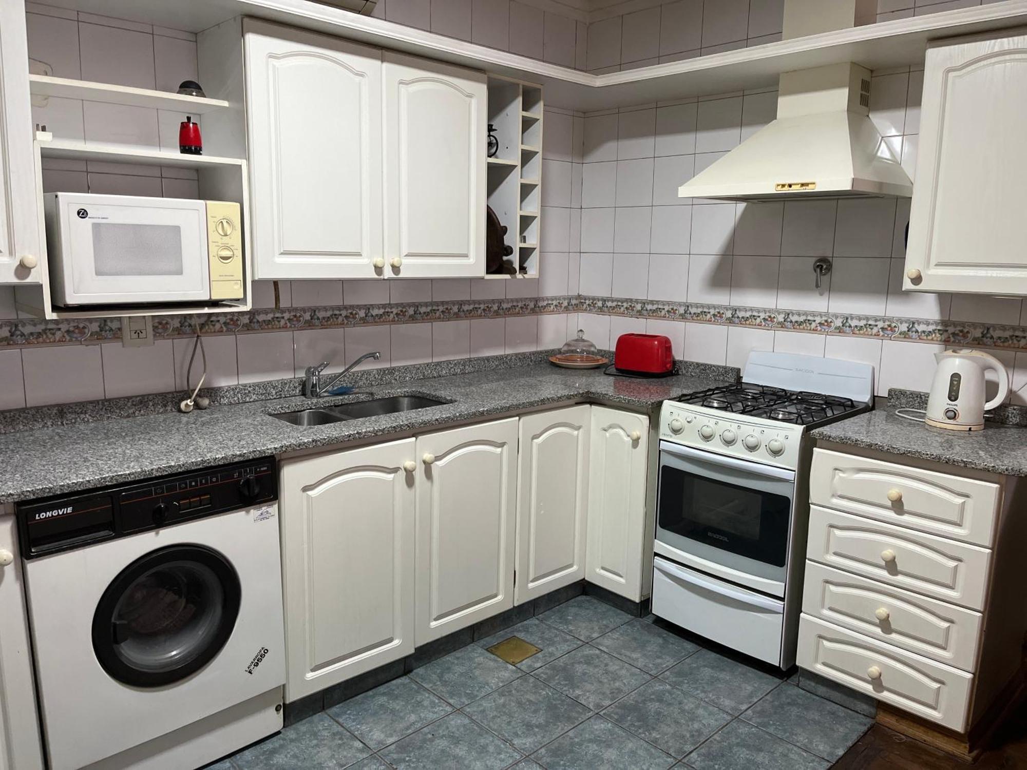 Departamentos De Buen Nivel Daire Mendoza Dış mekan fotoğraf